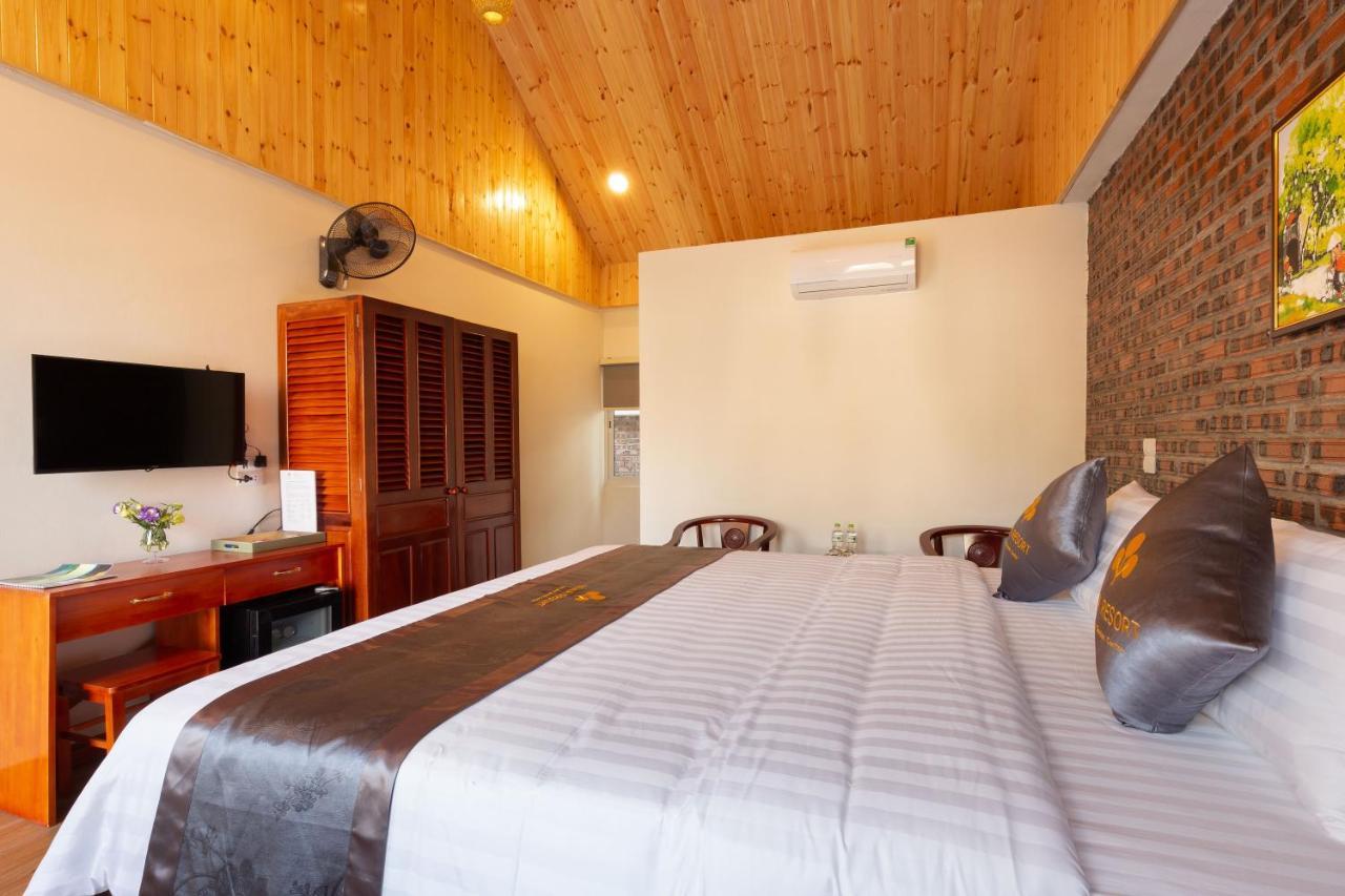 โซนา รีสอร์ต Hotel นิญบิ่ญ ภายนอก รูปภาพ